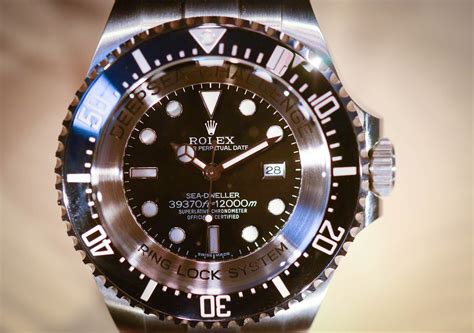 mariana trench rolex|james cameron mariana trench pictures.